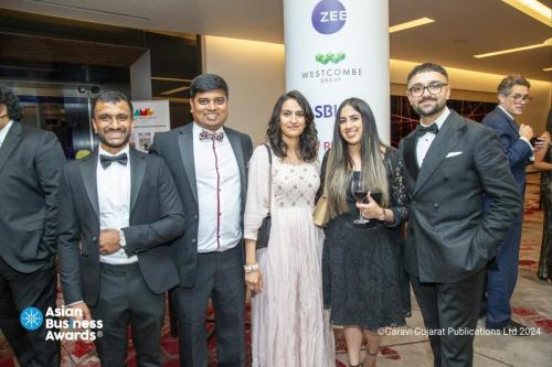 New-Project-2024-12-30T230555.672