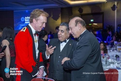 New-Project-2024-12-30T231610.121